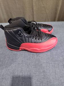 lot 788 image: Jordan 12 Retro Black Infrared Red 23 Youth Size 6Y