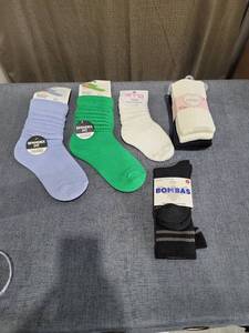 lot 793 image: LOT OF SOCKS AND GIRLS TIGHTS