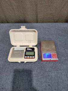 lot 814 image: Digital Pocket Scale Lot 2 Units 20g 200g Capacity