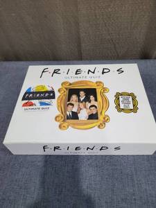 lot 826 image: Friends Ultimate Quiz Board Game with Over 2000 Questions