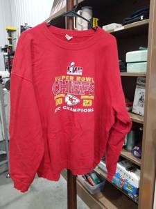 lot 852 image: Super Bowl LVII Chiefs 2023 AFC Champions Long-Sleeve Sweatshirt 3XL