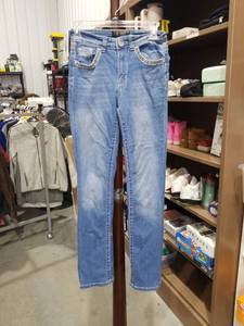 lot 862 image: Rebel Jeans Size 125 Womens Denim Embellished Pockets