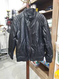 lot 864 image: DKNY Black Jacket XXL