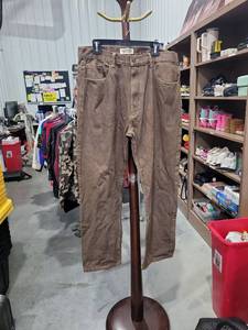 lot 951 image: Beyond The Limit Brand Jeans W 38 L 33