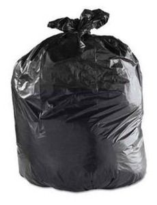 lot 11098 image: Revolution Bag 36x54in 2.75mil Contractor Bag Can Liner Black, 4 Rolls