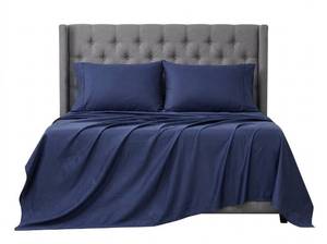 lot 11185 image: Kirkland Signature 680 Thread Count King Sheet Set, (Missing 1 pillow case)