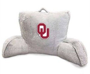 lot 11208 image: NCAA Oklahoma Sooners Faux Fur Backrest with Logo Patch, 2 Pack