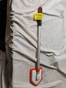 lot 34458 image: OXO Good Grips Extendable Tub & Tile Scrubber