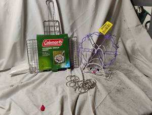 lot 34465 image: Extendable broiler basket