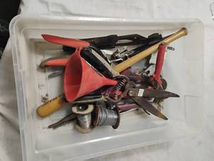 lot 34404 image: Misc tools