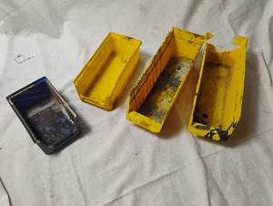 lot 34406 image: Yellow plastic shelf storage bin