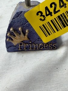 lot 34249 image: Princess purple photo holder