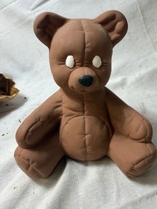 lot 34260 image: Small Ceramic Teddy Bear