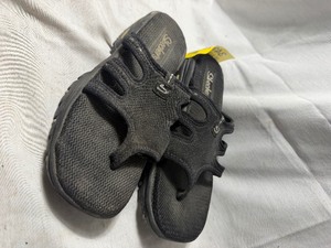 lot 34335 image: sketcher sandals size 9