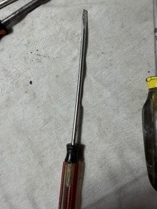 lot 34359 image: Misc Flathead Screwdrivers