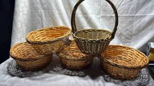 lot 711 image: Burton Woven Gift Basket Set