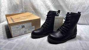 lot 713 image: Amazon Essentials Womens Collins Combat Boots - Black size 5.5 US