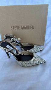 Steve Madden SUSPEND-R Snake Heels Size 8 SUSP04S1