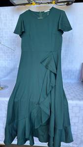 lot 772 image: BERYLOVE Womens Short Sleeve Ruffle Dress Size L