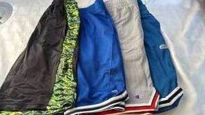 lot 796 image: Champion and Gap Assorted Shorts Lot of 4 Used