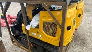 lot 10309 image: ME15 Mini Excavator