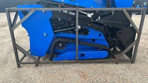 lot 10313 image: Skid Steer Loader - WTS ME1200
