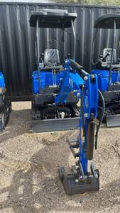 lot 10322 image: ME20 Mini Excavator