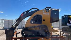 lot 10201 image: Skid Steer Loader - ME360