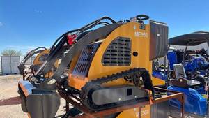 lot 10215 image: Skid Steer Loader - ME360