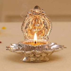 lot 301740 image: LoveNspire Lakshmi Silver Plated Diya Kamakshi Deepam Kamatchi Vilakku Samai Laksahmi Oil Lamp Diwali Decoration Hindu Puja Religious Home Decor Pooja Housewarming Wedding Return Gift 1PC (3.5 Inch)