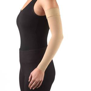 lot 59798 image: Truform Lymphedema Compression Arm Sleeve, 20-30 mmHg Post Mastectomy Support, Dot Top Grip Band, Beige, Small - Retail $33