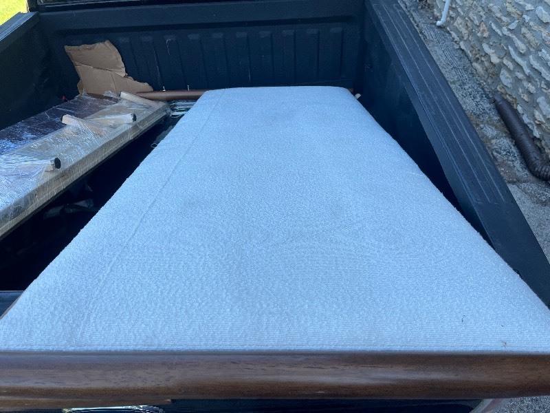 lot 12 image: King Sized Beautiful Solid Wood Bed Frame - Wood Board Slates - Side BoardsFootboardHeadboard Included - Plush White Design - Scuffs on edges