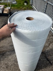 lot 30 image: 48 x 125 Thermal Bubble Wrap Insulation - Reflective Side