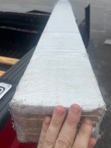 lot 145 image: Bundle of 5 Baseboards Pieces White - Not perfect  - 8 x 5 simple Rectangle Design