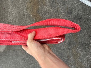 lot 3 image: Mazzella Rigging Sling EEF - 2-80 2 X 8 2PLY TYPE III NYLON SLING RED SAMUEL ATG