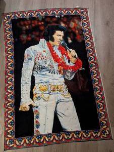 lot 504 image: Elvis Wall Hanging Tapestry - 5x3 ft