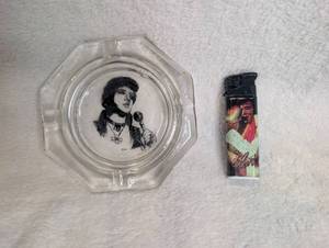 lot 1022 image: Elvis Presley Collectible Ashtray and Lighter Set