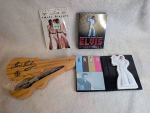 lot 1029 image: Elvis Presley Memorabilia Lot 2 Pack Sticky Notes Guitar Pen Holder  Pen  Mini Elvis Cut Outs&nbsp