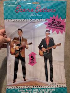 lot 1034 image: Scene Setters Elvis Decorations Add-Ons 2-Pack Over 5 Feet High
