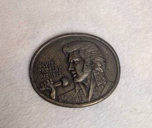 lot 1052 image: Elvis Presley 1935-1977 Belt Buckle