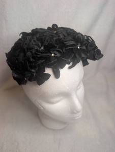 lot 1056 image: Vintage Black Fabric Flower Hair Clip or Fascinator Accessory