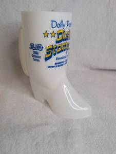 lot 2010 image: Pepsi Cola 2006 Collector Series Dolly Partons Dixie Plastic Stampede Mug