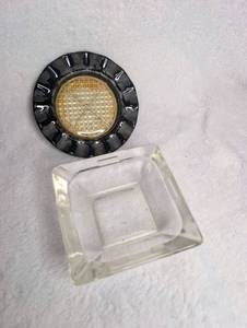 lot 2016 image: Vintage Glass Ashtrays - 2 ct