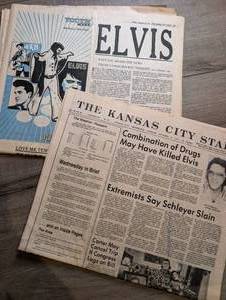 lot 3009 image: The Kansas City Star Newspaper October 19 1977 50 Pages - Elvis Coverage