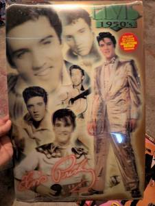 lot 5002 image: Elvis 1950s 3D Poster Collectors Series Five Magnet Set