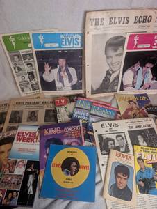 lot 5016 image: Elvis Presley Collectibles Lot Magazines Newsletters Prints Memorabilia