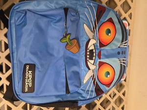 lot 722 image: KPOP DEMON HUNTERS Backpack - Retail $0