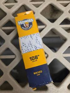 lot 875 image: Howies Hockey Skate Laces Waxed White 108 (Senior 8-10) - Retail $14