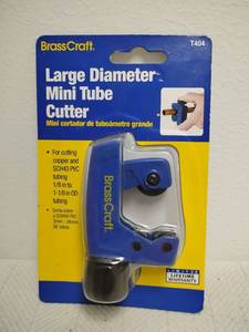 lot 120 image: BrassCraft Large Diameter Mini Tube Cutter T404
