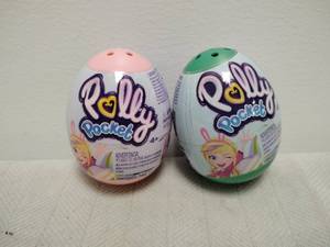 lot 155 image: Polly Pocket 4 Surprise Eggs Lot of 2 Pink Green